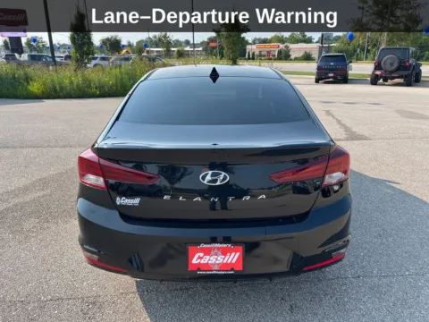 More photos of 2019 Hyundai Elantra SEL at Cassill Motors, IA