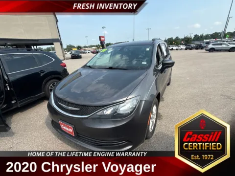 Unknown 2020 Chrysler Voyager LXI for sale in Cedar Rapids, IA