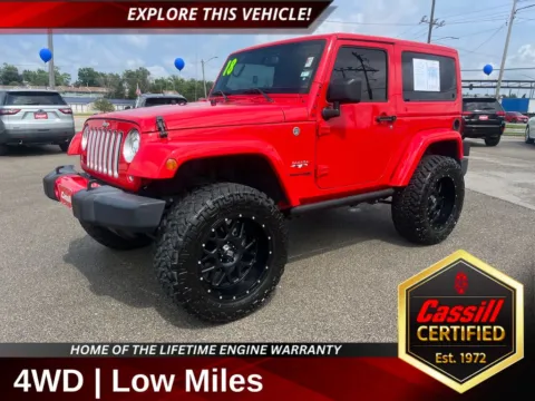 Red 2018 Jeep Wrangler JK Sahara for sale in Cedar Rapids, IA