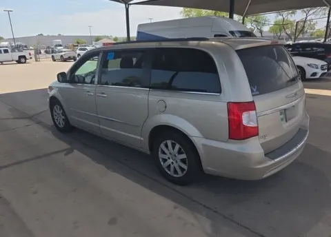 Photos of 2016 Chrysler Town & Country Touring for sale in Cedar Rapids, IA at Cassill Motors