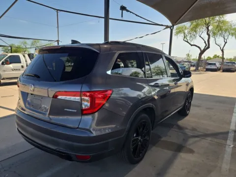 More photos of 2022 Honda Pilot Special Edition at Cassill Motors, IA