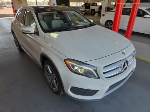 More photos of 2016 Mercedes-Benz GLA 250 at Cassill Motors, IA
