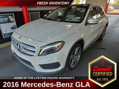 White 2016 Mercedes-Benz GLA 250 for sale in Cedar Rapids, IA