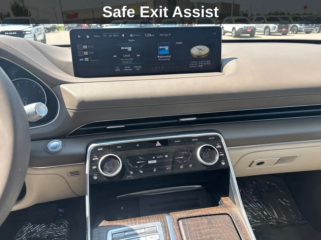 Genesis GV80 photo 26