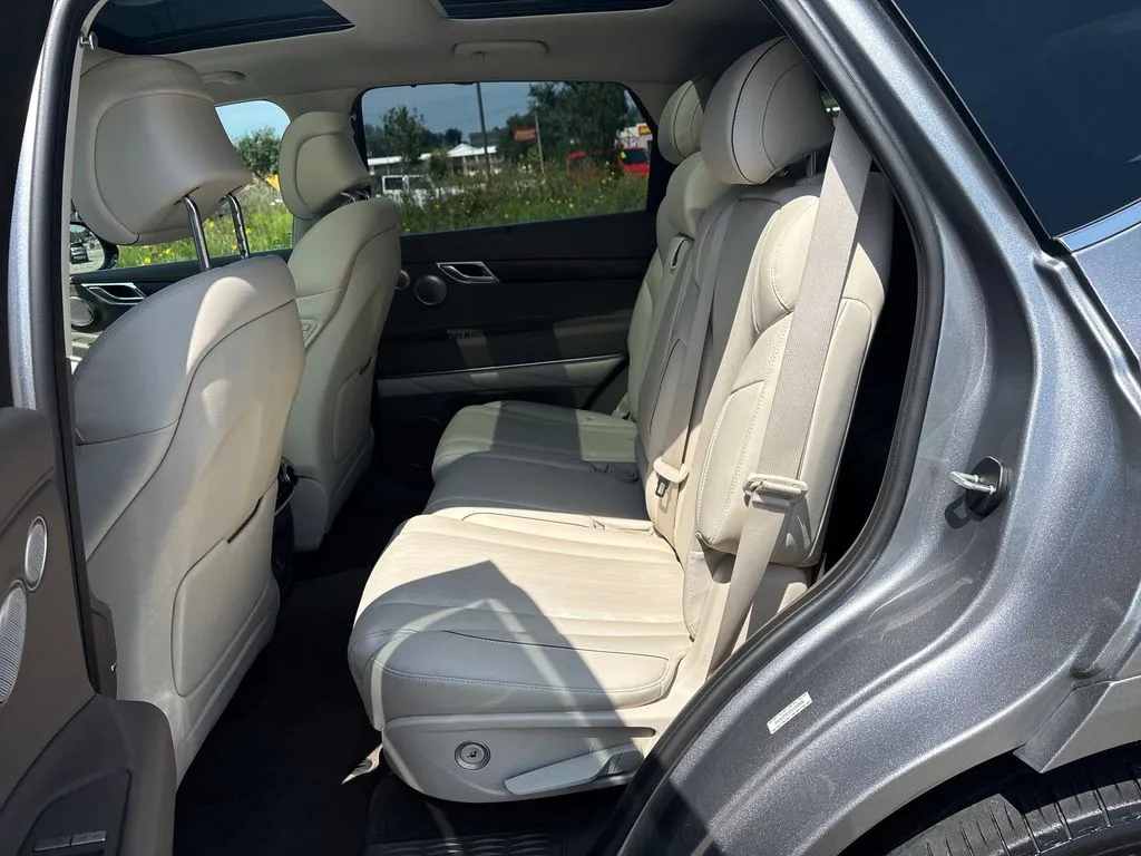 Genesis GV80 photo 29