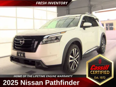 White 2025 Nissan Pathfinder Platinum for sale in Cedar Rapids, IA