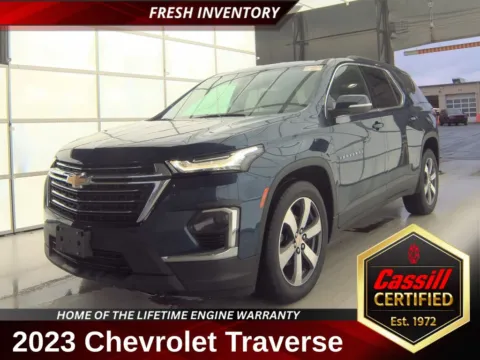 Blue 2023 Chevrolet Traverse LT Leather for sale in Cedar Rapids, IA