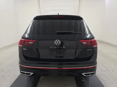 More photos of 2022 Volkswagen Tiguan 2.0T SEL R-Line at Cassill Motors, IA