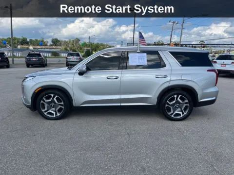 Photos of 2024 Hyundai Palisade Limited for sale in Cedar Rapids, IA at Cassill Motors