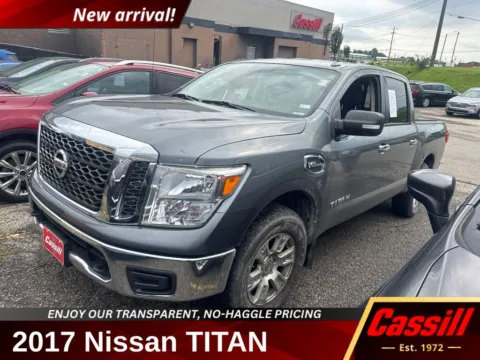 Gray 2017 Nissan Titan SV for sale in Cedar Rapids, IA
