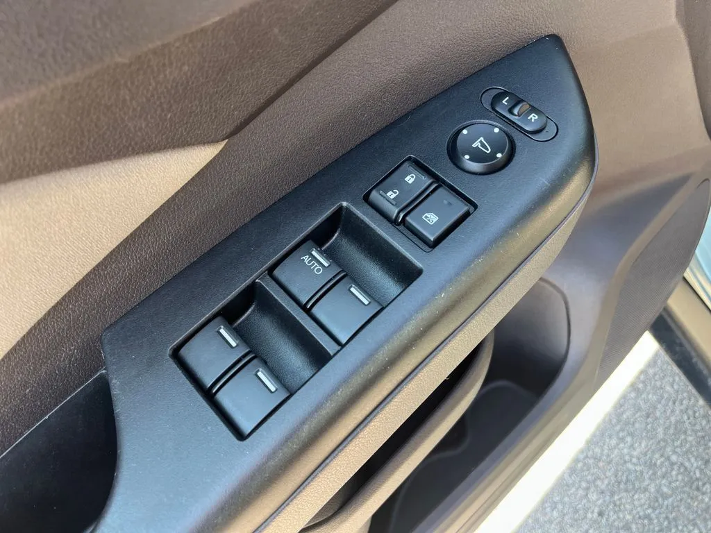 Honda CR-V photo 13