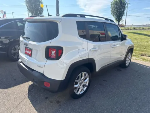 More photos of 2018 Jeep Renegade Latitude at Cassill Motors, IA
