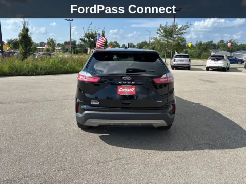 More photos of 2023 Ford Edge SEL at Cassill Motors, IA