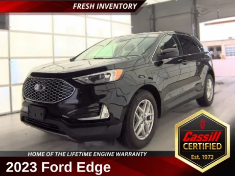 Black 2023 Ford Edge SEL for sale in Cedar Rapids, IA