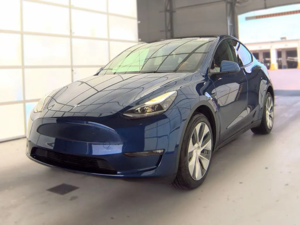 Blue 2023 Tesla Model Y Long Range for sale in Cedar Rapids, IA