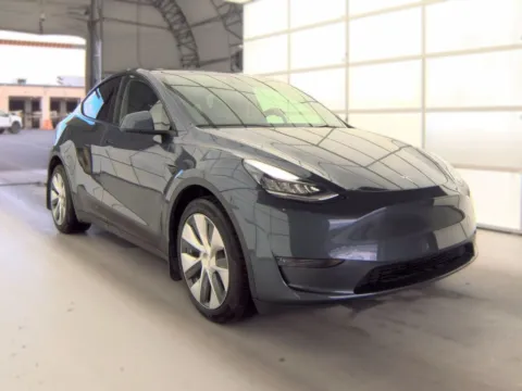 More photos of 2023 Tesla Model Y Long Range at Cassill Motors, IA