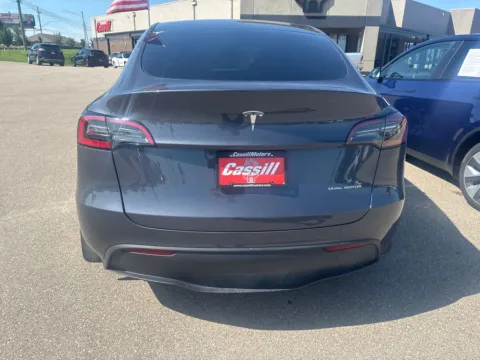 More photos of 2023 Tesla Model Y Long Range at Cassill Motors, IA
