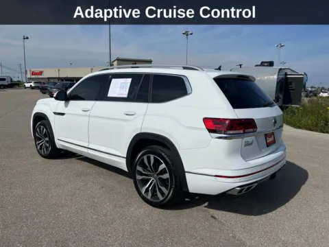 Another view of 2022 Volkswagen Atlas 3.6L V6 SEL Premium R-Line for sale in Cedar Rapids, IA at Cassill Motors