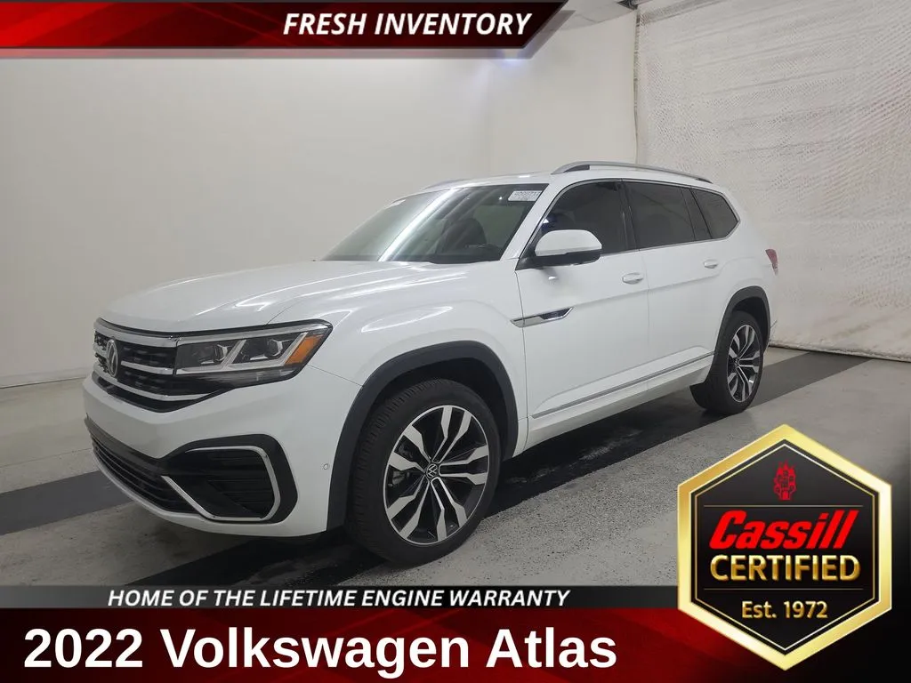 White 2022 Volkswagen Atlas 3.6L V6 SEL Premium R-Line for sale in Cedar Rapids, IA
