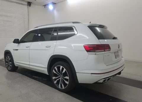 Photos of 2022 Volkswagen Atlas 3.6L V6 SEL Premium R-Line for sale in Cedar Rapids, IA at Cassill Motors