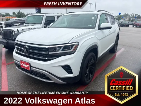 White 2022 Volkswagen Atlas 3.6L V6 SE w/Technology for sale in Cedar Rapids, IA