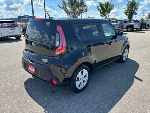 More photos of 2014 Kia Soul at Cassill Motors, IA
