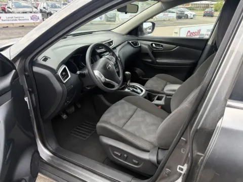 Photos of 2016 Nissan Rogue SV for sale in Cedar Rapids, IA at Cassill Motors