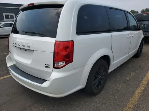 More photos of 2019 Dodge Grand Caravan GT at Cassill Motors, IA