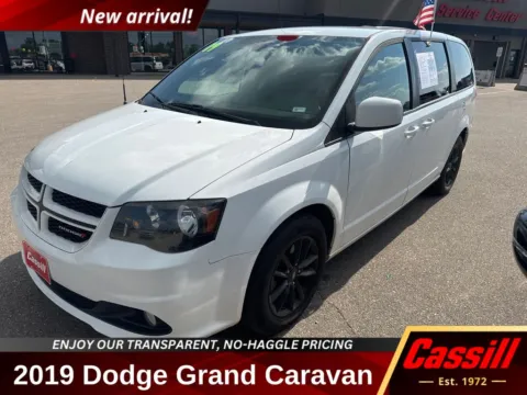 White 2019 Dodge Grand Caravan GT for sale in Cedar Rapids, IA