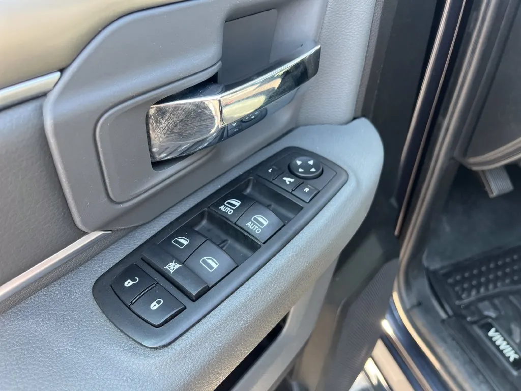 Ram 1500 photo 13
