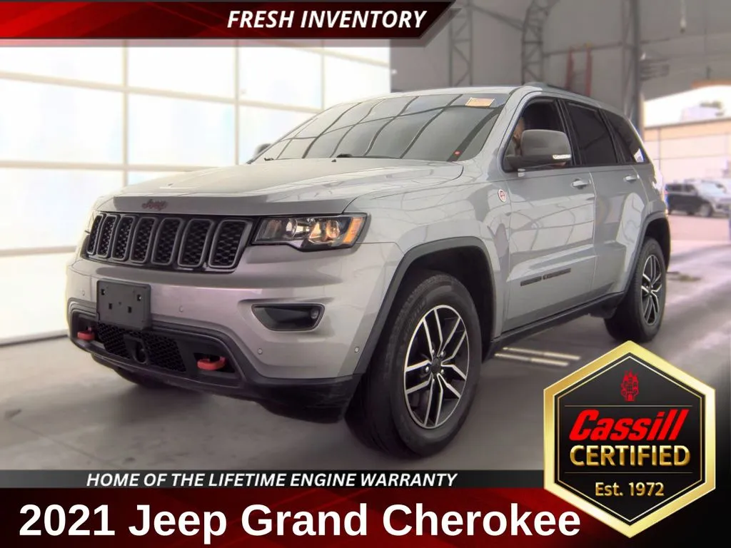 Silver 2021 Jeep Grand Cherokee Trailhawk for sale in Cedar Rapids, IA