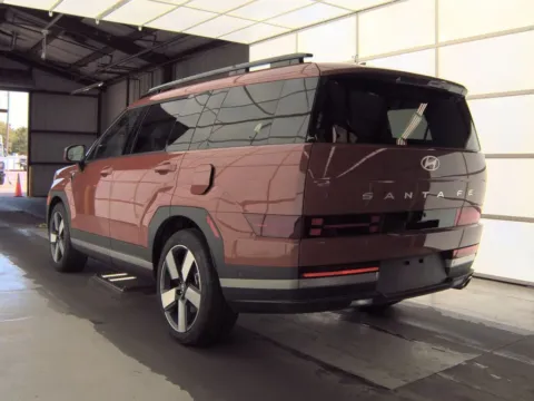 More photos of 2024 Hyundai Santa Fe Limited at Cassill Motors, IA