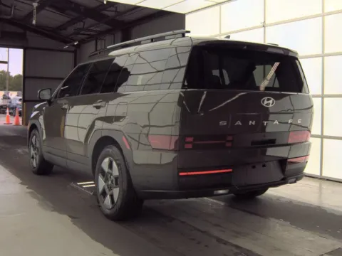 More photos of 2025 Hyundai Santa Fe Hybrid SEL at Cassill Motors, IA