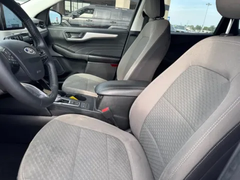 Photos of 2022 Ford Escape SE for sale in Cedar Rapids, IA at Cassill Motors