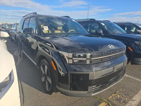 More photos of 2025 Hyundai Santa Fe Limited at Cassill Motors, IA