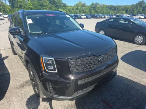 More photos of 2021 Kia Telluride SX at Cassill Motors, IA