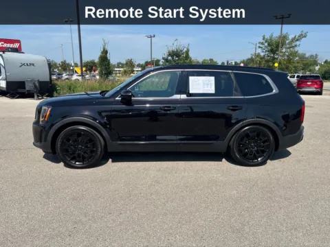 Photos of 2021 Kia Telluride SX for sale in Cedar Rapids, IA at Cassill Motors