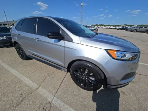 Another view of 2024 Ford Edge SE for sale in Cedar Rapids, IA at Cassill Motors