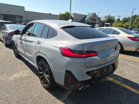 More photos of 2022 BMW X4 xDrive30i at Cassill Motors, IA