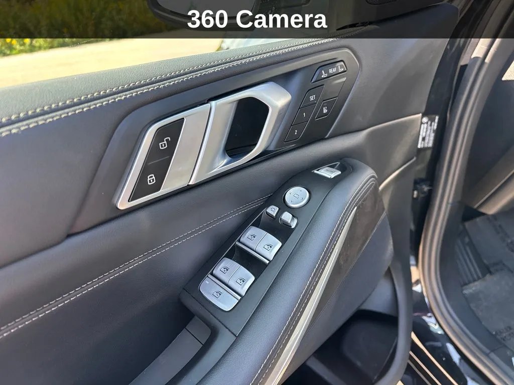 BMW X7 photo 13