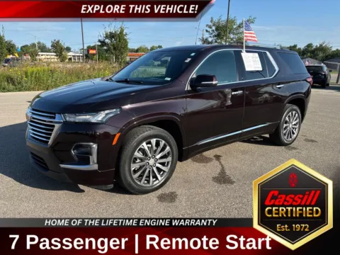 Black 2023 Chevrolet Traverse Premier for sale in Cedar Rapids, IA