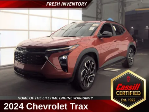 Orange 2024 Chevrolet Trax 2RS for sale in Cedar Rapids, IA