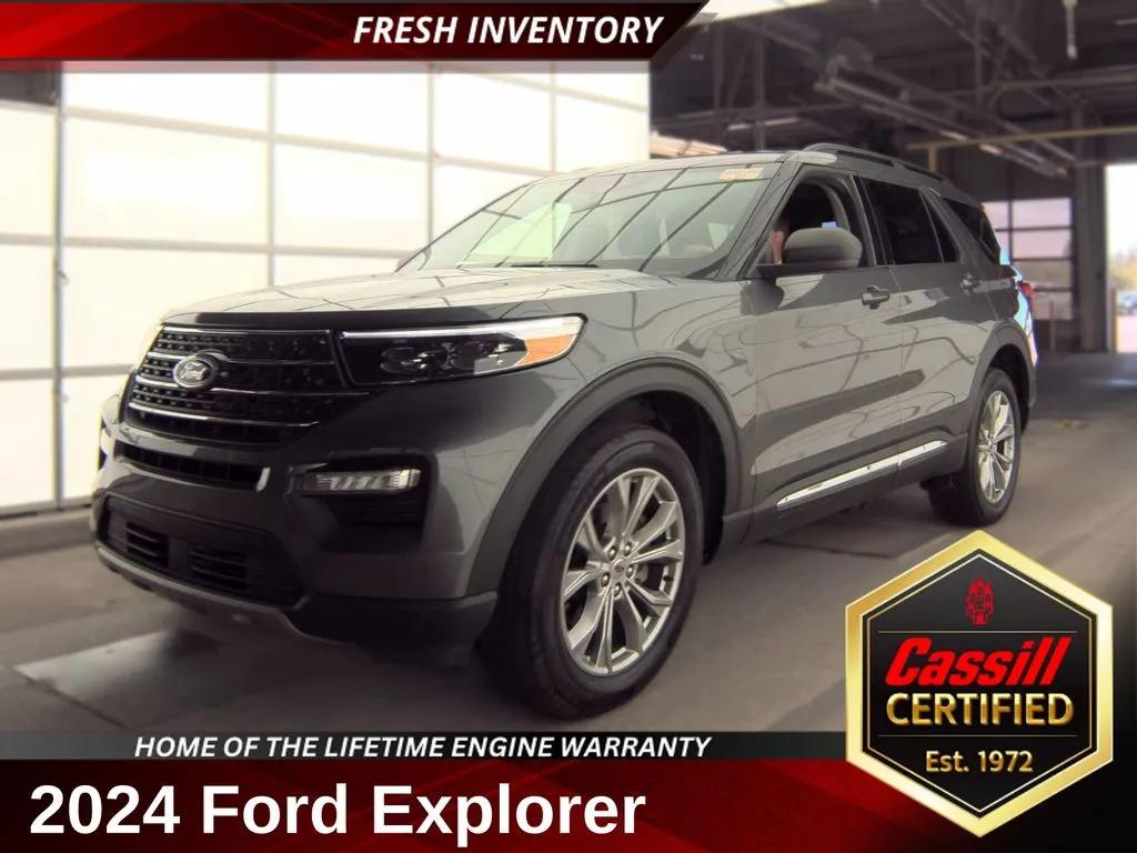 Gray 2024 Ford Explorer XLT for sale in Cedar Rapids, IA