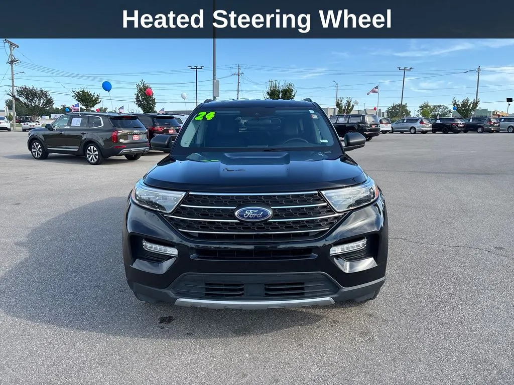 Ford Explorer photo 10