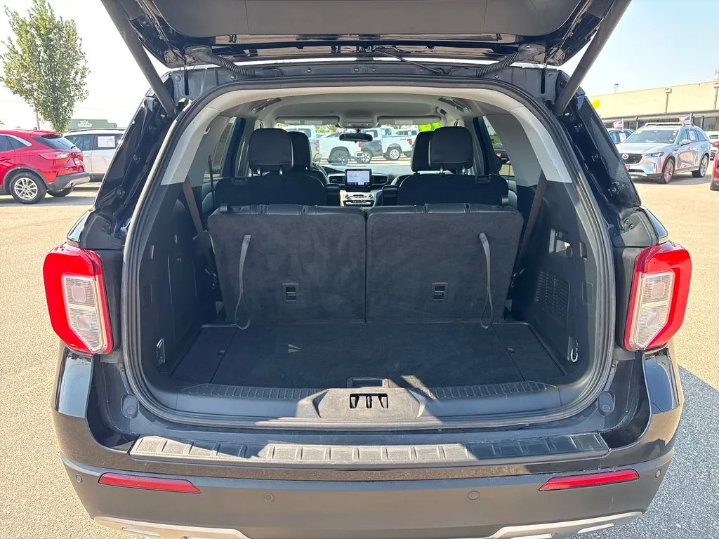 Ford Explorer photo 28