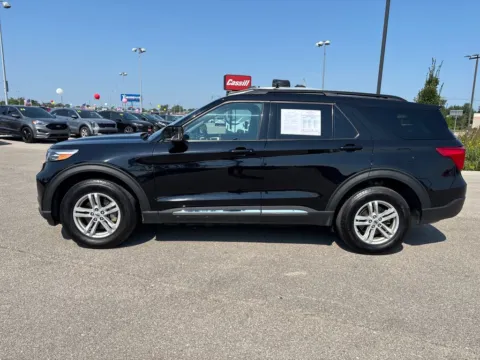 Photos of 2024 Ford Explorer XLT for sale in Cedar Rapids, IA at Cassill Motors