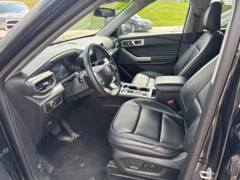 Photos of 2024 Ford Explorer XLT for sale in Cedar Rapids, IA at Cassill Motors
