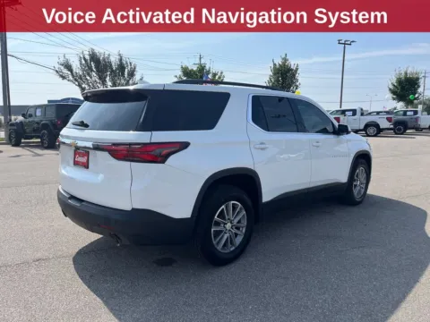 More photos of 2022 Chevrolet Traverse LT at Cassill Motors, IA