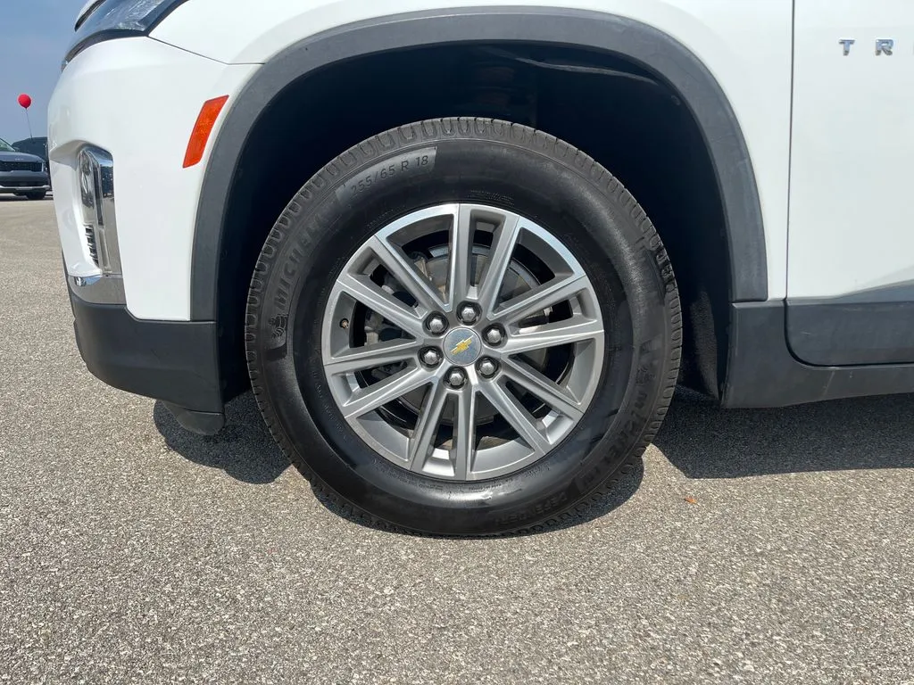 2022 Chevrolet Traverse 1LT - Photo 24
