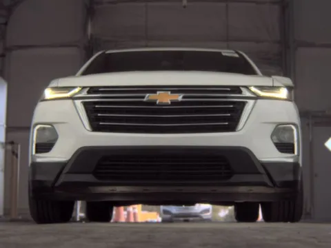 Photos of 2022 Chevrolet Traverse LT for sale in Cedar Rapids, IA at Cassill Motors